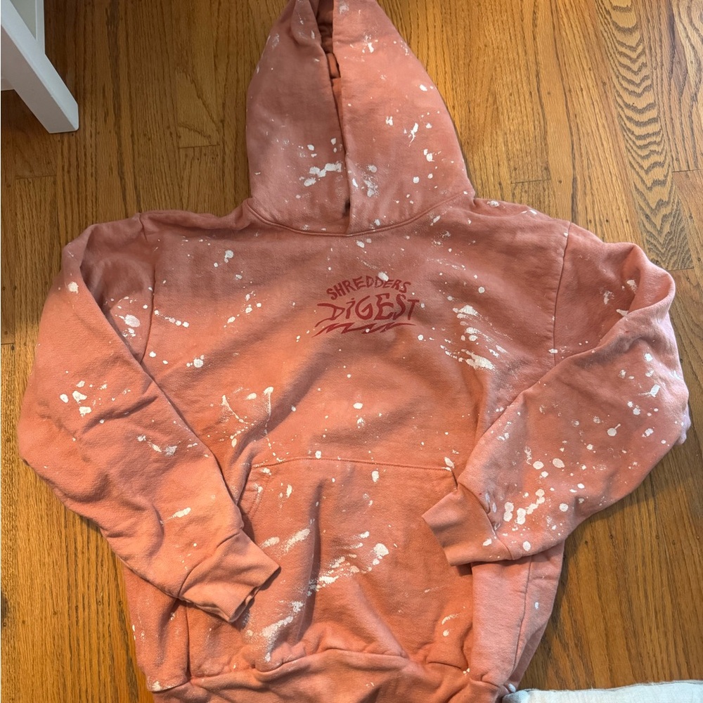 Shredders Digest Hoodie in Peach with White Splash